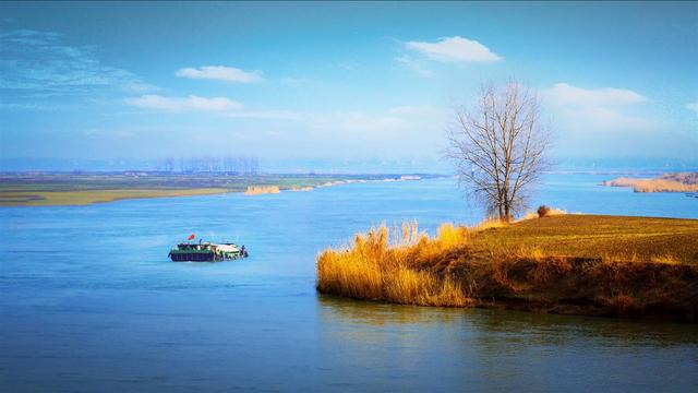 中国十大湖泊排行榜，最大的湖泊是哪个？